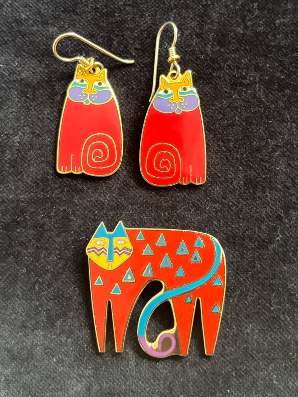 Laurel Burch Red Multicolor Enamel Cat Earrings & Brooch Set